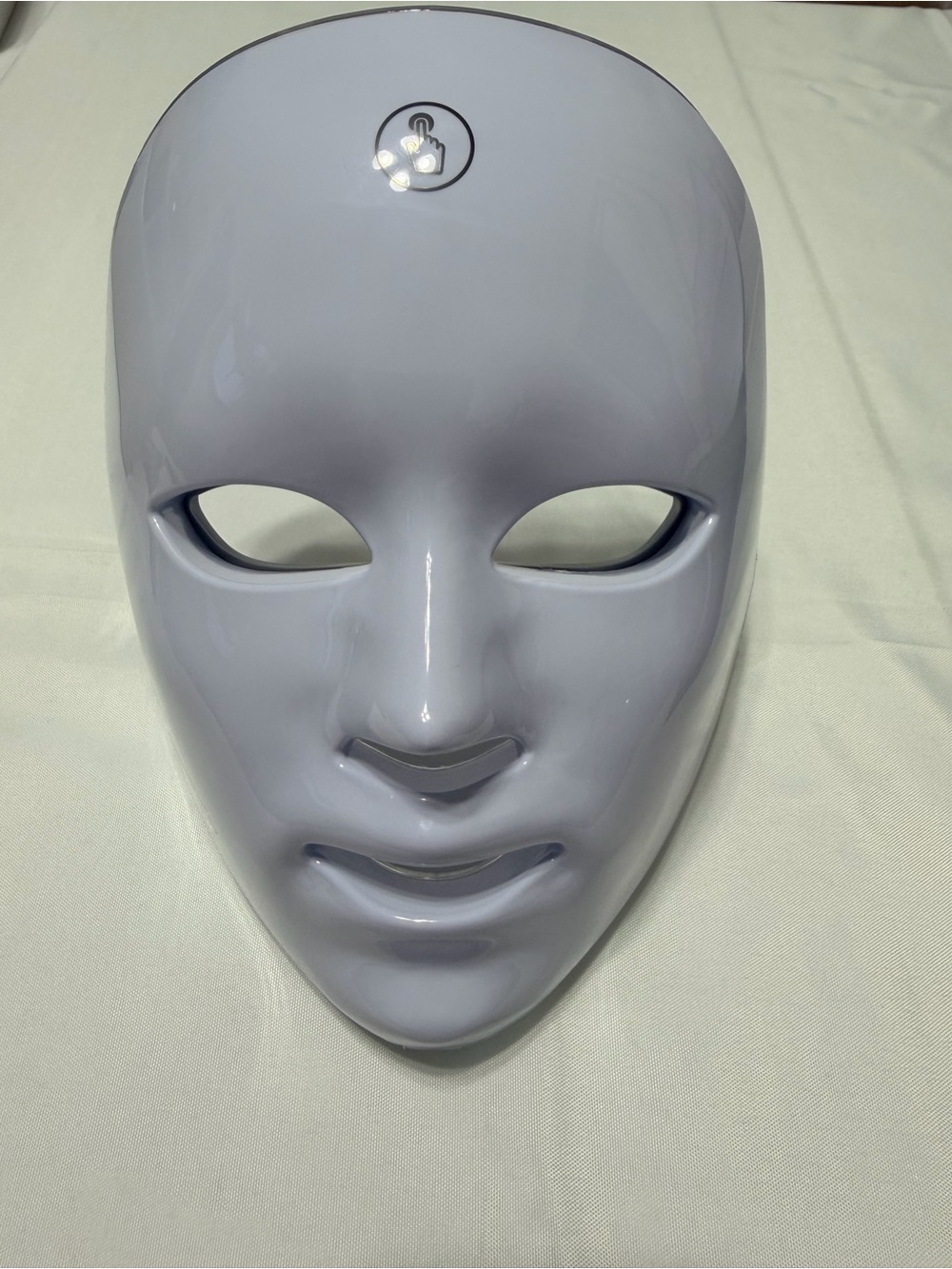 LED Light Therapy Face Mask in White